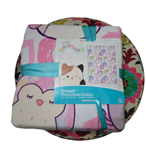 Squishmallow Snuggle Throw Blanket - Picture 1 of 3